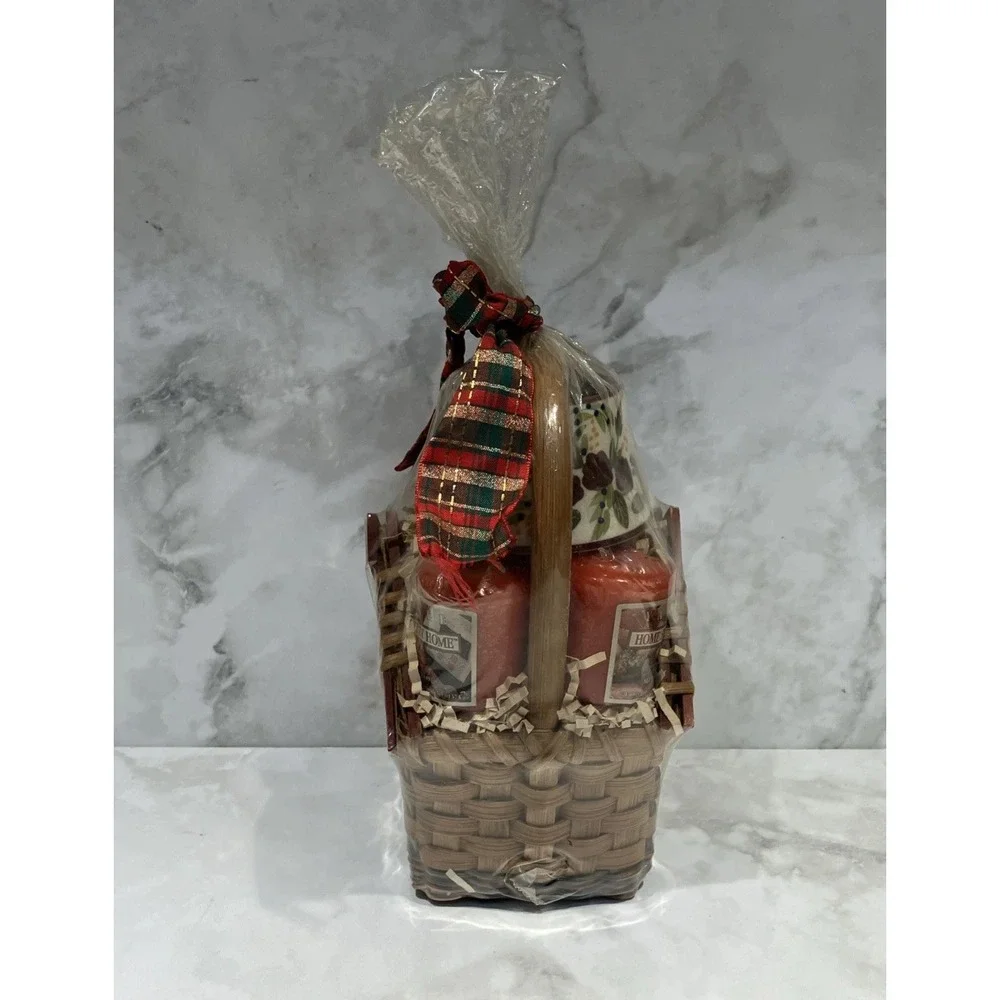 Yankee Candle Gift Set Home Sweet Home Votive Ceramic Lamp Shade Basket